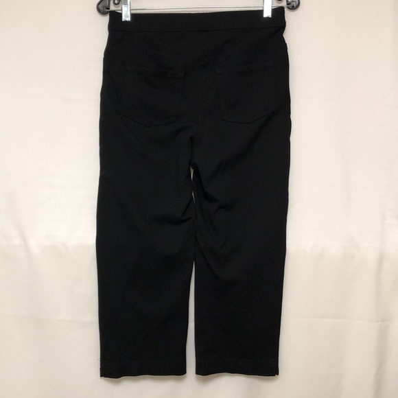 Nygard Capris -> Nygard Capris - Picture 7 of 11